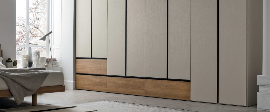36 Armadio anta battente Modula 3840x1590 1024x424 1