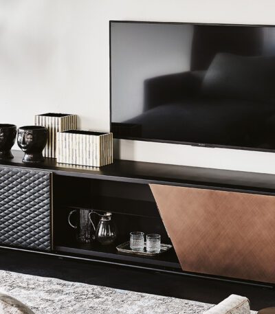 ASTON TV Cattelan