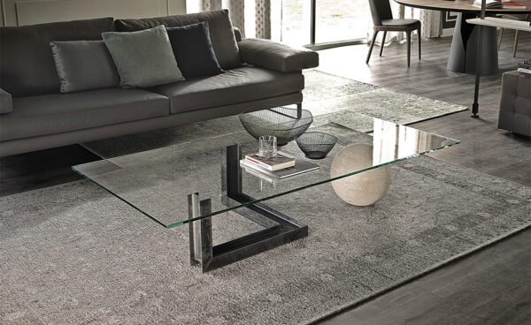 LEVANTE Cattelan