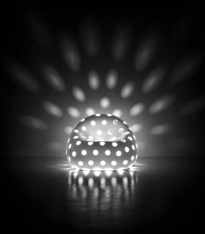 lairballarmchairlucebiancalight