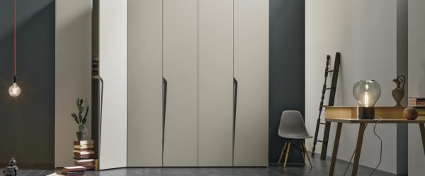 armadio anta battente drop evidenza 1920x795 2
